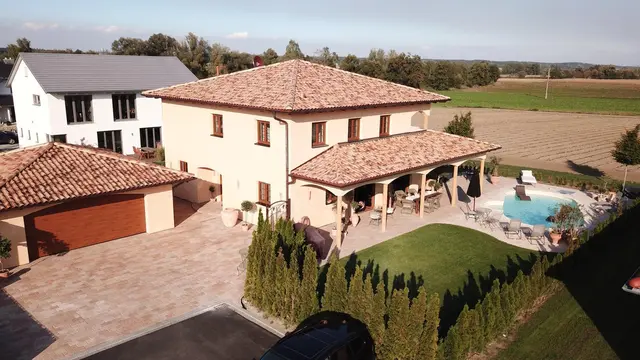 LocationRobot - Film Location Einfamilienhaus LR2832