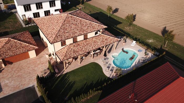 LocationRobot - Film Location Einfamilienhaus LR2832 (photo 1)