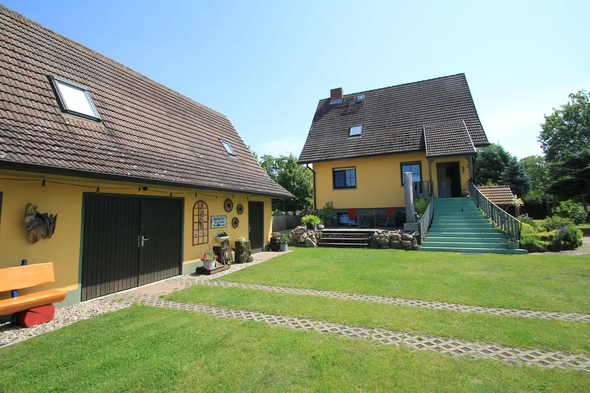 LocationRobot - Film Location Einfamilienhaus LR3049 (photo 1)