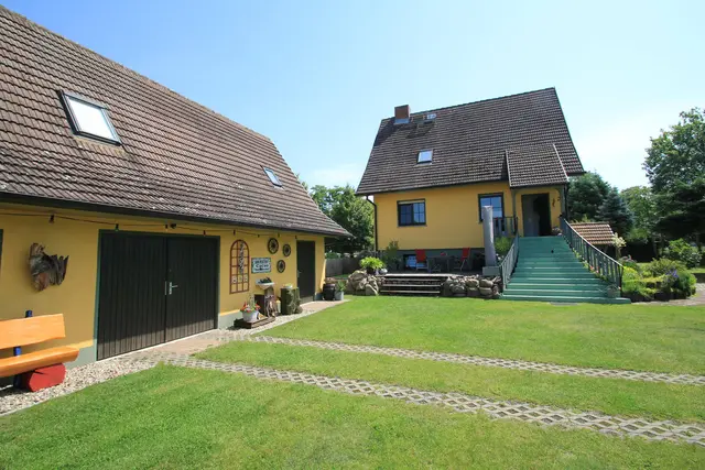 LocationRobot - Film Location Einfamilienhaus LR3049 (photo 1)