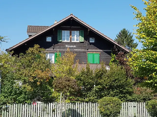 LocationRobot - Film Location Einfamilienhaus LR3080