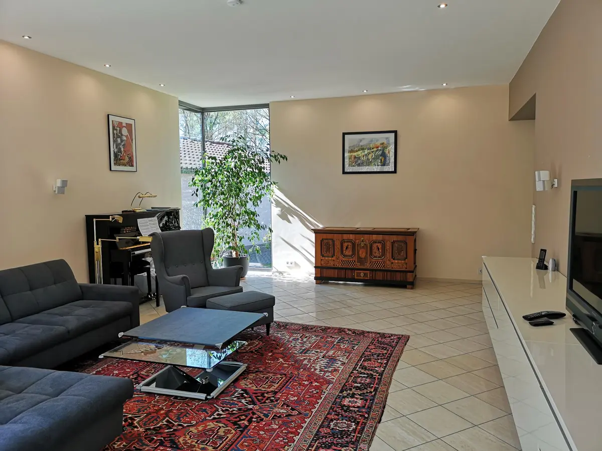 LocationRobot - Film Location Villa LR3157 (photo 2)