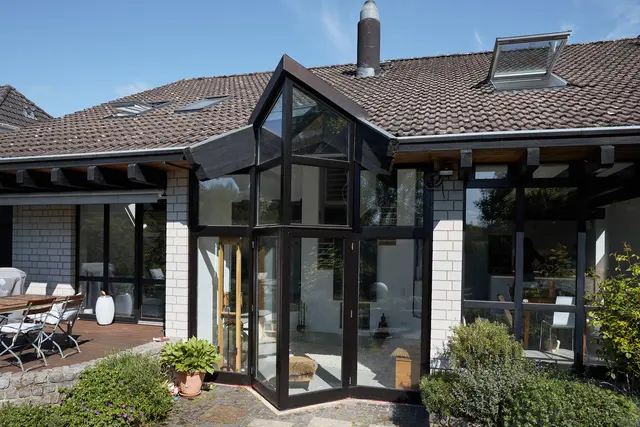 LocationRobot - Film Location Einfamilienhaus LR3195