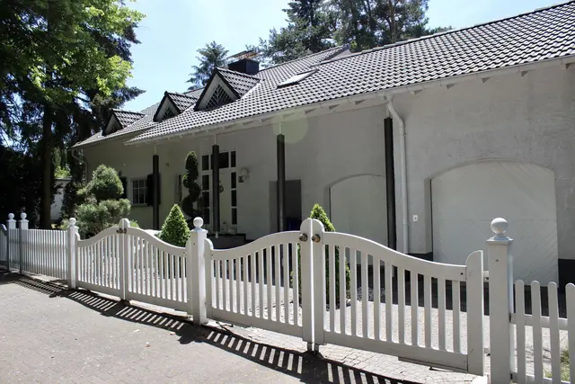 LocationRobot - Film Location Villa LR3220 (photo 3)