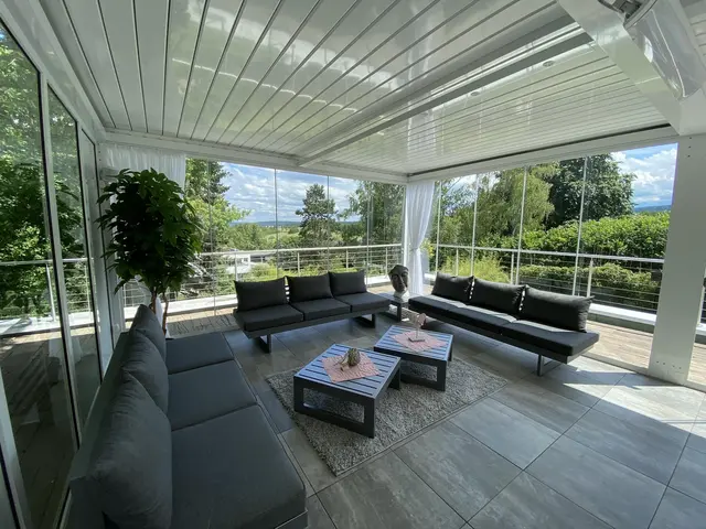 LocationRobot - Film Location Villa LR3245