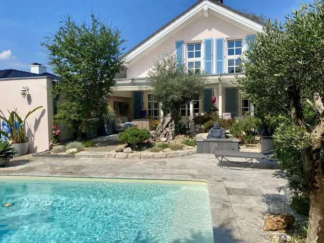 LocationRobot - Film Location Haus LR3353