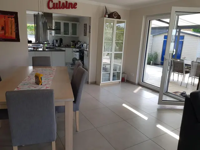 LocationRobot - Film Location Einfamilienhaus LR3384 (photo 3)