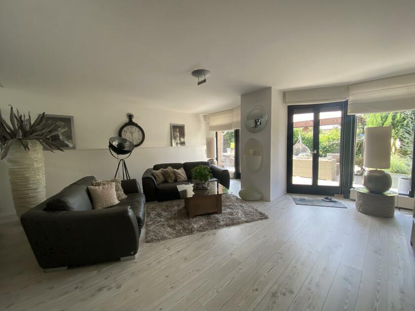 LocationRobot - Film Location Reihenhaus LR3401 (photo 2)