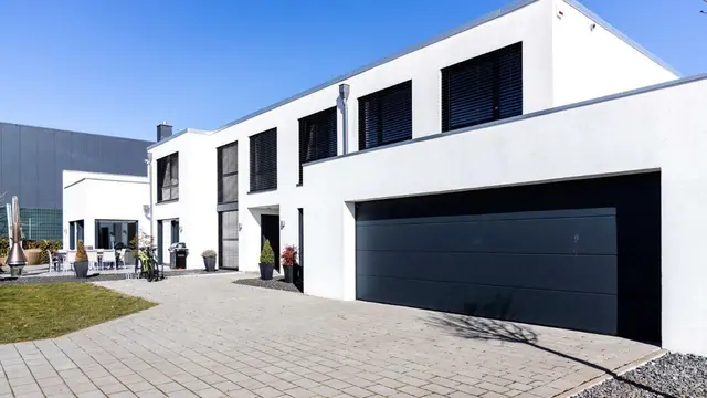 LocationRobot - Film Location Villa LR3692