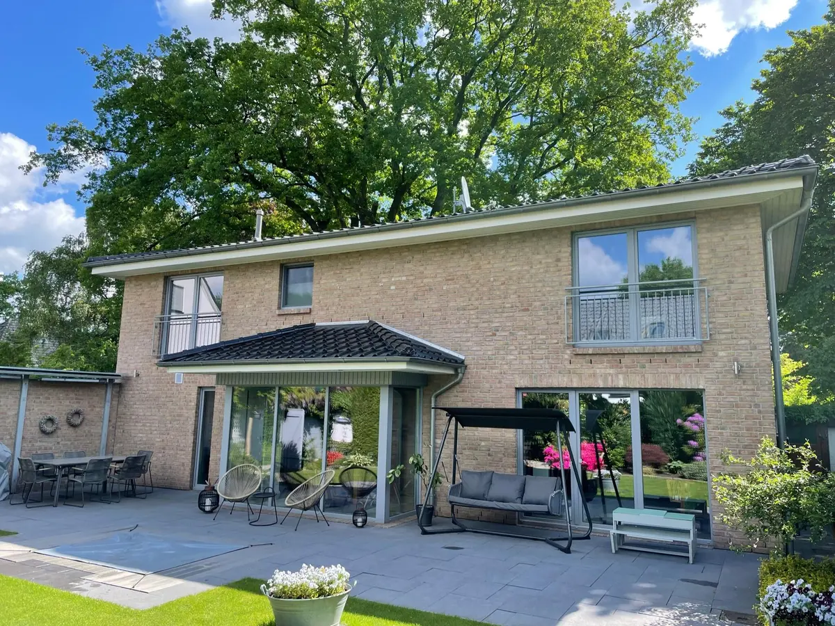 LocationRobot - Film Location Einfamilienhaus LR3934 (photo 1)