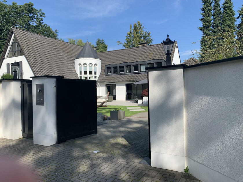 LocationRobot - Film Location Villa LR4001 (photo 3)