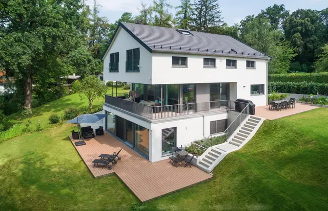 LocationRobot - Film Location Villa LR4018 (photo 1)