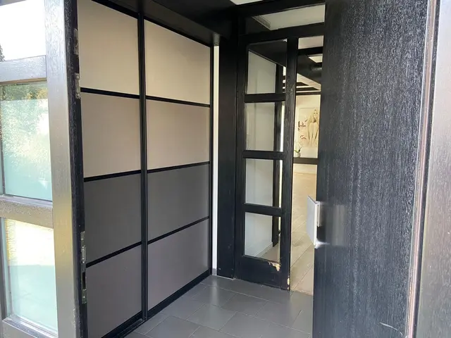 LocationRobot - Film Location Haus LR4237 (photo 2)