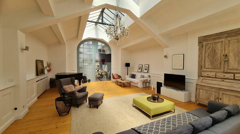 LocationRobot - Film Location Loft LR4338 (photo 2)