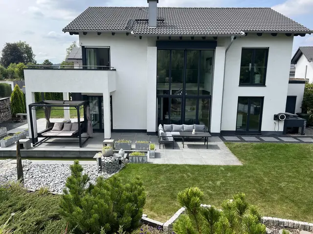 LocationRobot - Film Location Einfamilienhaus LR4434