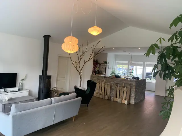 LocationRobot - Film Location Holzhaus LR4484 (photo 13)