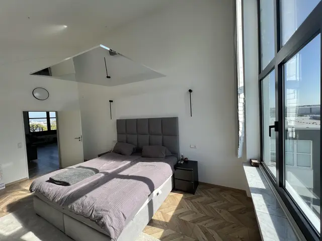 LocationRobot - Film Location Penthouse LR4494 (photo 15)
