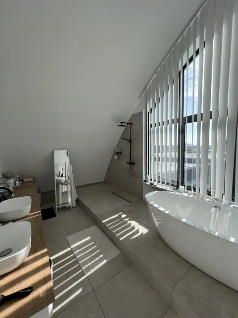 LocationRobot - Film Location Penthouse LR4494 (photo 22)