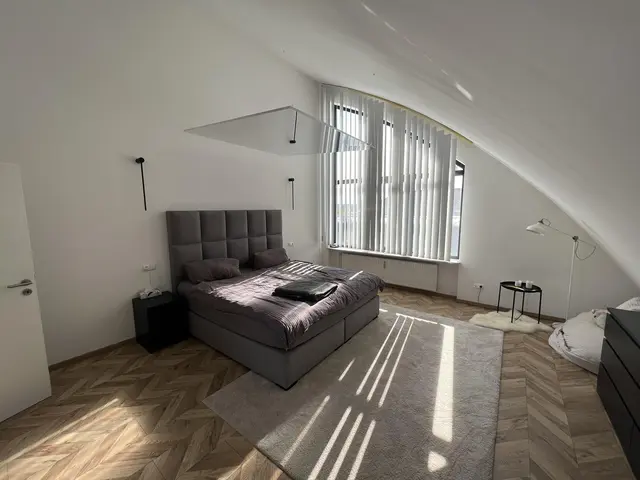LocationRobot - Film Location Penthouse LR4494 (photo 16)