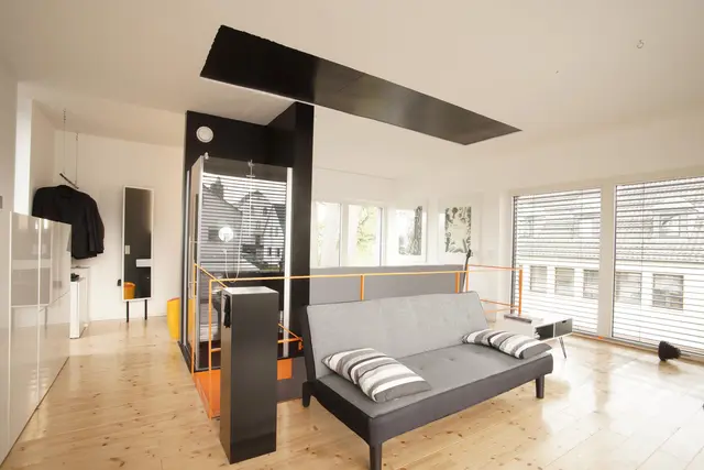 LocationRobot - Film Location Haus LR4499