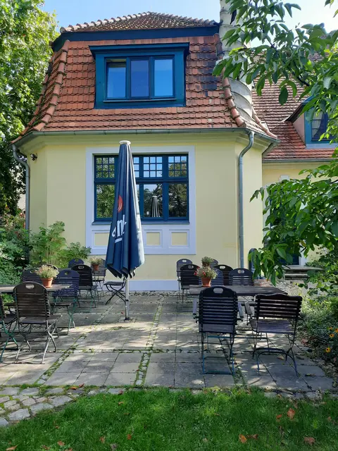 LocationRobot - Film Location Gutshaus LR4500 (photo 25)