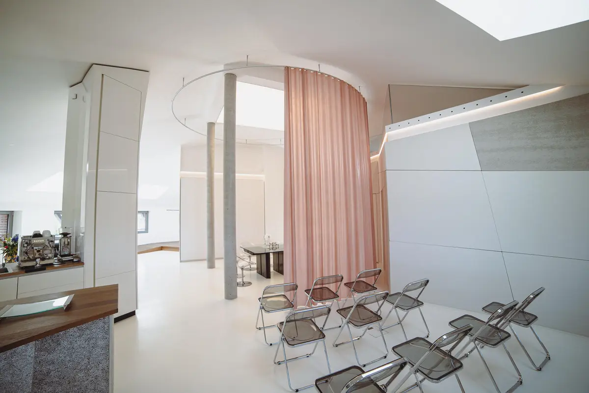 LocationRobot - Film Location Loft LR4515 (photo 7)