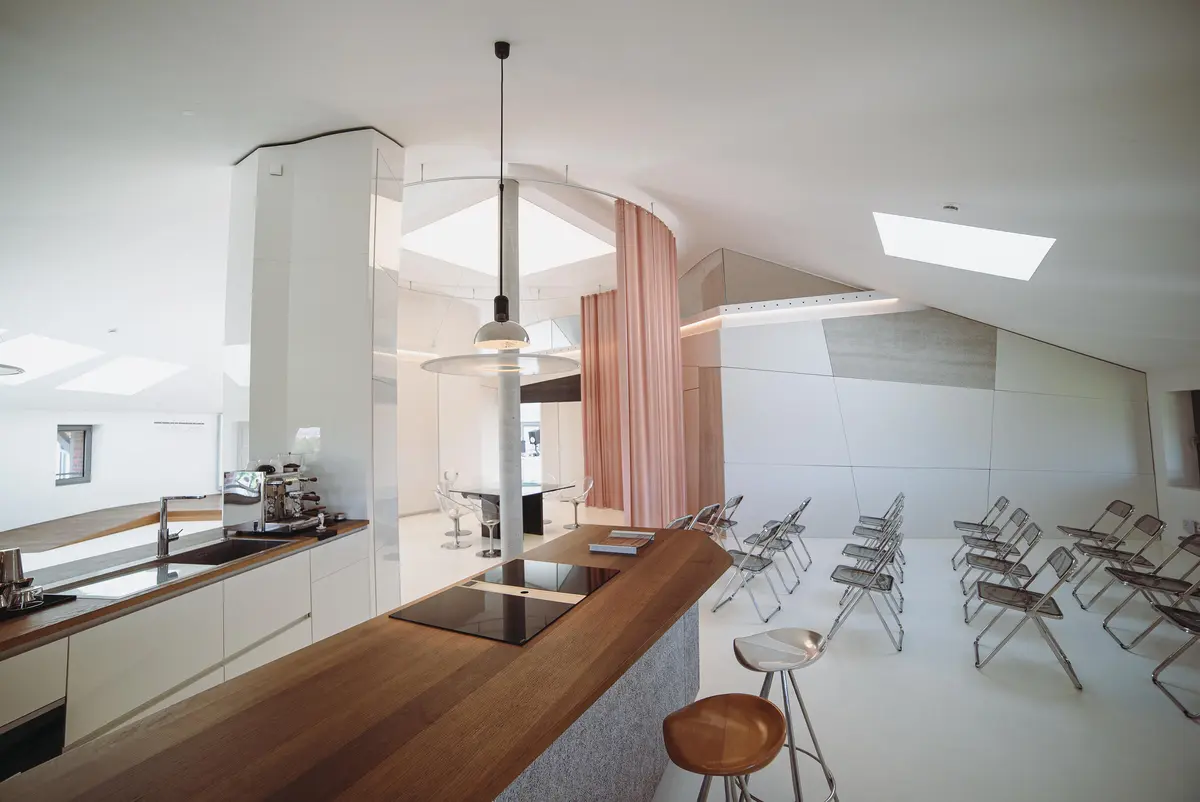 LocationRobot - Film Location Loft LR4515 (photo 4)