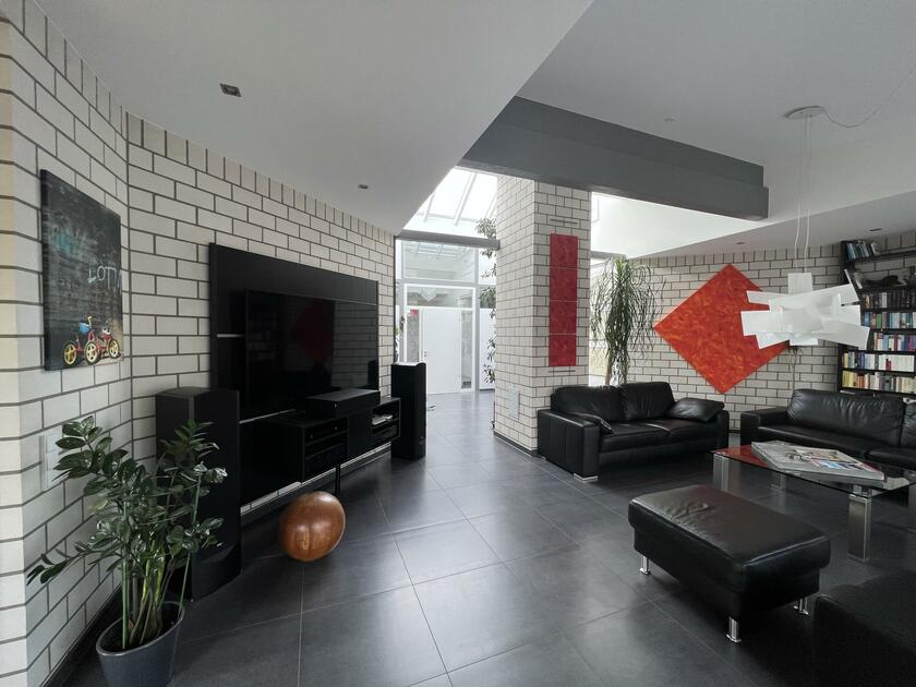 LocationRobot - Film Location Bungalow LR4584 (photo 3)