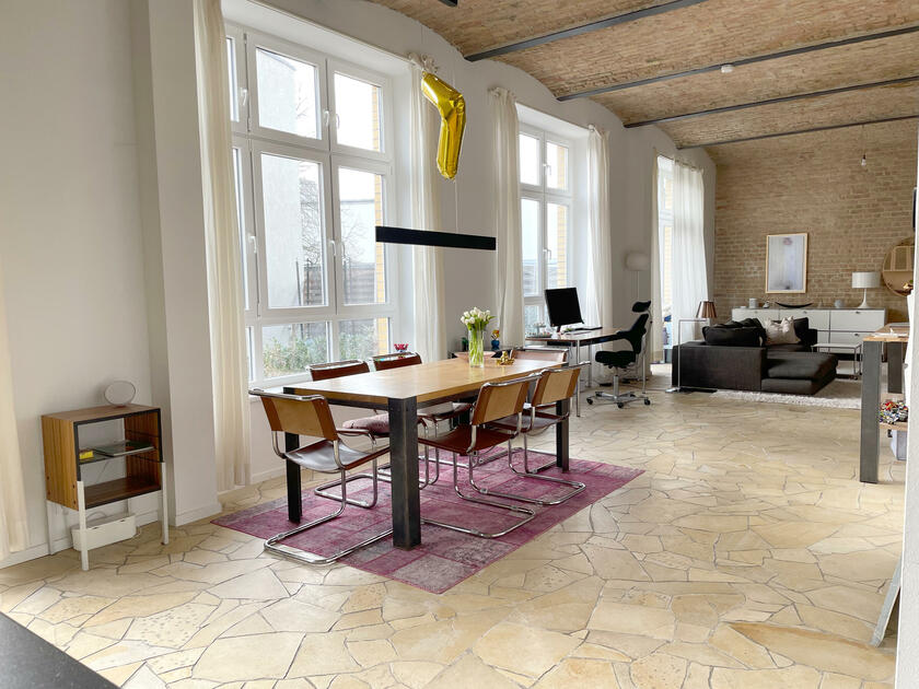 LocationRobot - Film Location Loft LR4802 (photo 1)