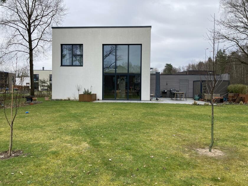 LocationRobot - Film Location Einfamilienhaus LR4809 (photo 1)