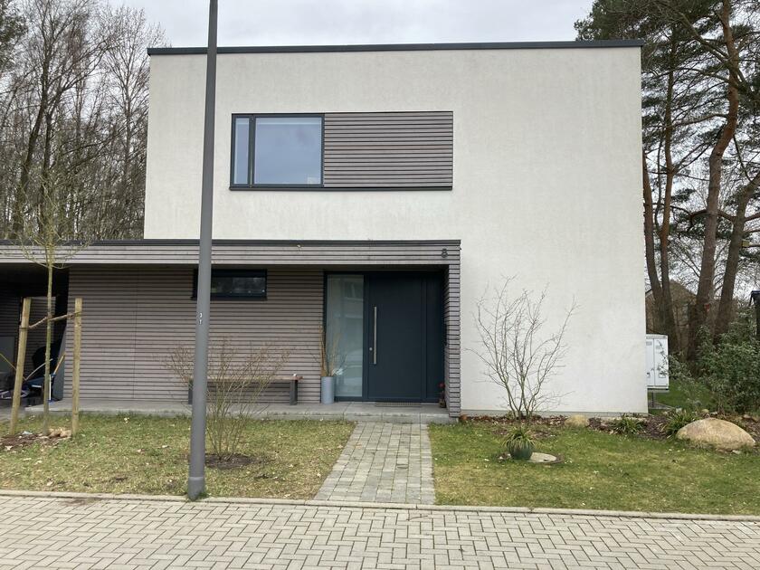 LocationRobot - Film Location Einfamilienhaus LR4809 (photo 2)