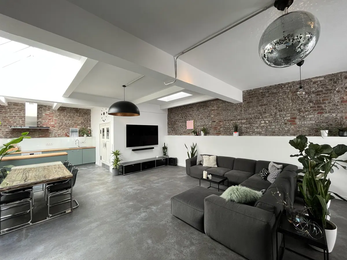 LocationRobot - Film Location Loft LR4856 (photo 1)