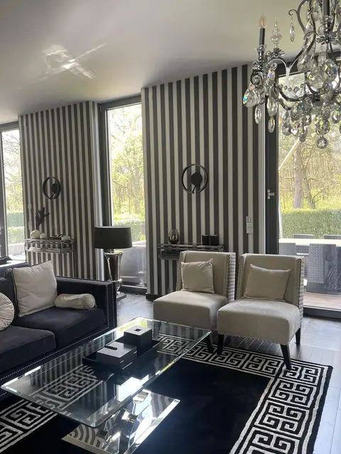 LocationRobot - Film Location Villa LR4895 (photo 2)