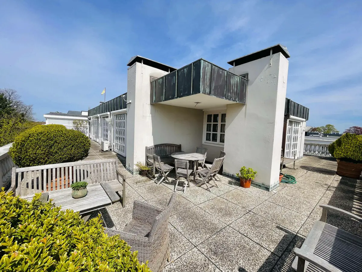 LocationRobot - Film Location Penthouse LR4897 (photo 1)