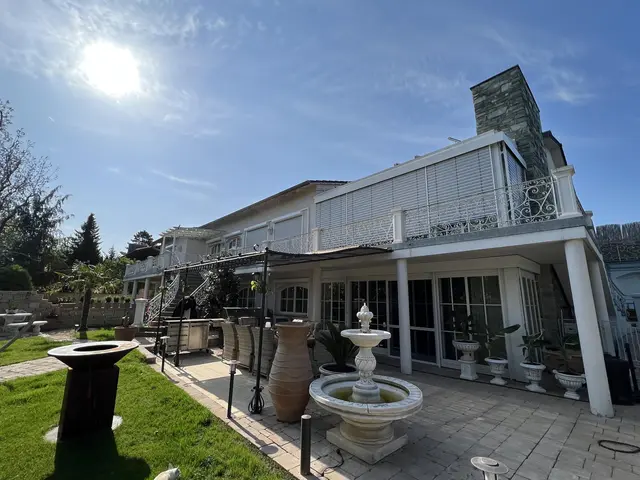 LocationRobot - Film Location Haus LR4901