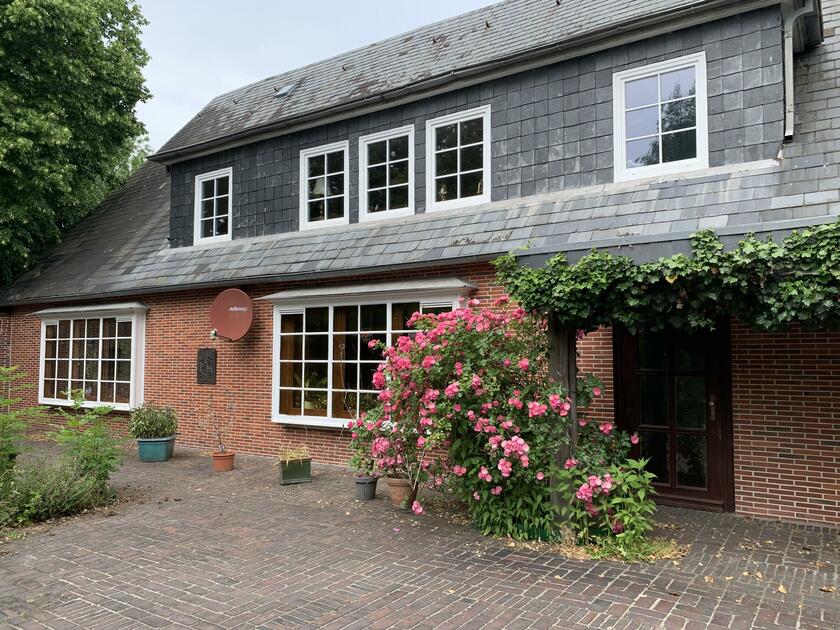 LocationRobot - Film Location Haus LR4951 (photo 1)