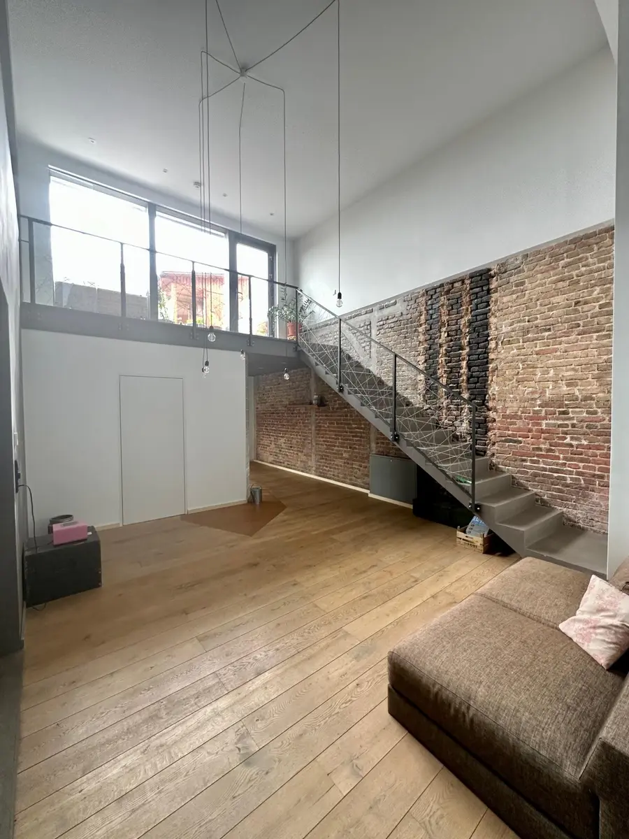 LocationRobot - Film Location Loft LR4967 (photo 14)