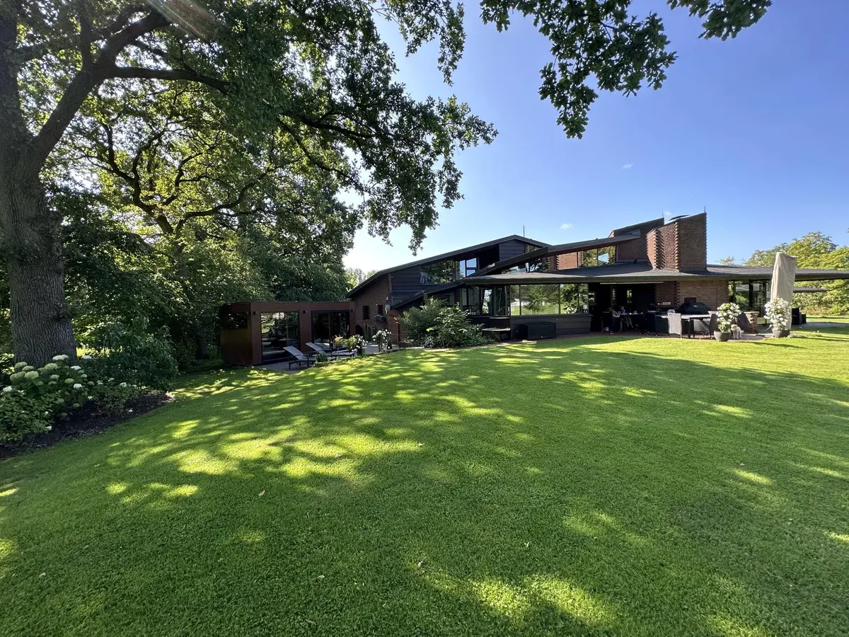 LocationRobot - Film Location Villa LR5044 (photo 29)