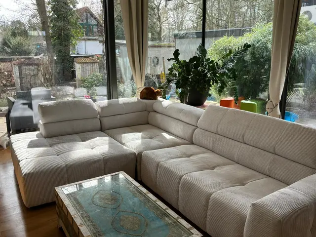 LocationRobot - Film Location Einfamilienhaus LR5123 (photo 1)