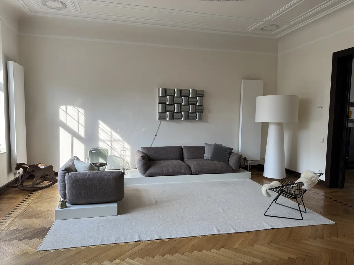 LocationRobot - Film Location Villa LR5209 (photo 1)