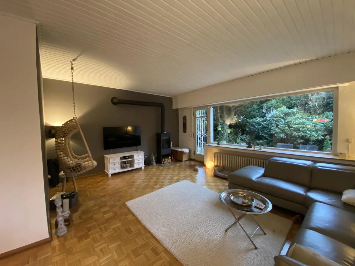 LocationRobot - Film Location Einfamilienhaus LR5243 (photo 1)