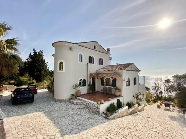 LocationRobot - Film Location Villa LR5276 (photo 1)