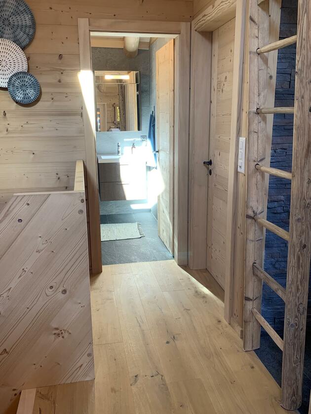 LocationRobot - Film Location Chalet LR5319 (photo 9)