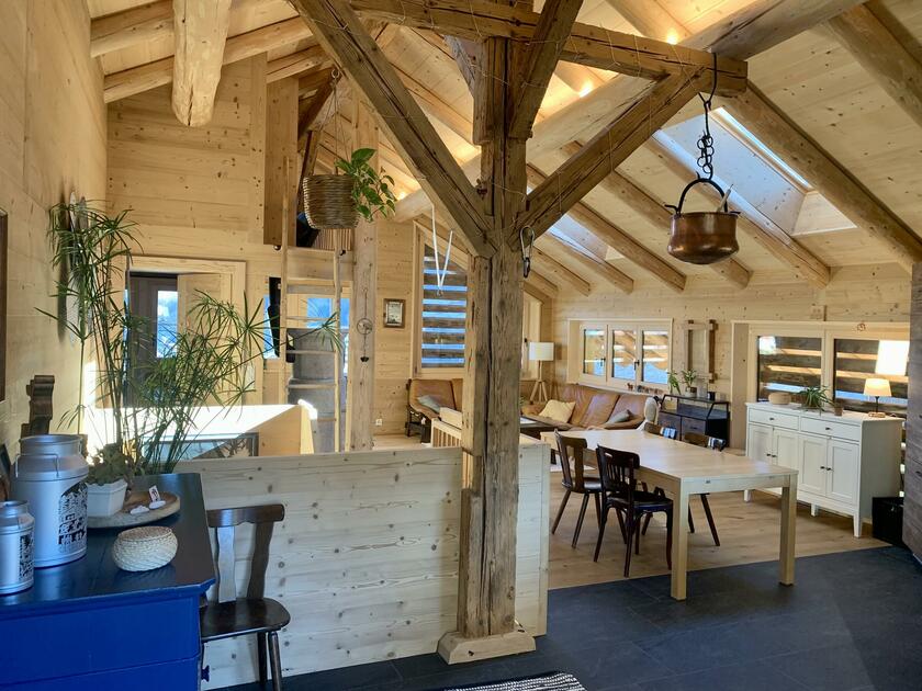 LocationRobot - Film Location Chalet LR5319 (photo 1)