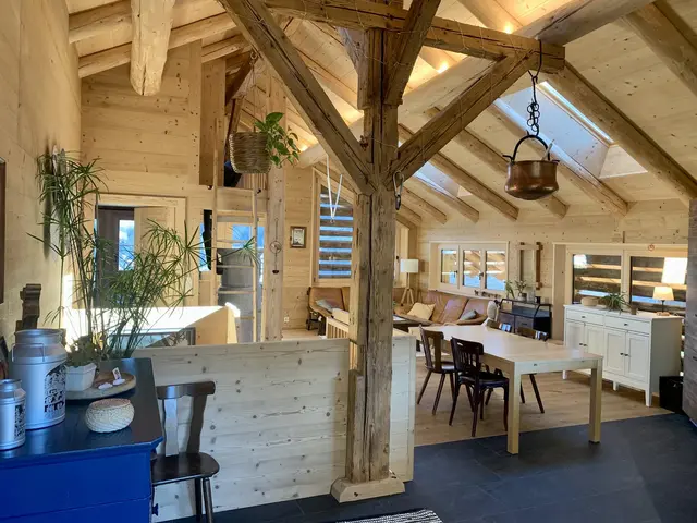 LocationRobot - Film Location Chalet LR5319 (photo 1)