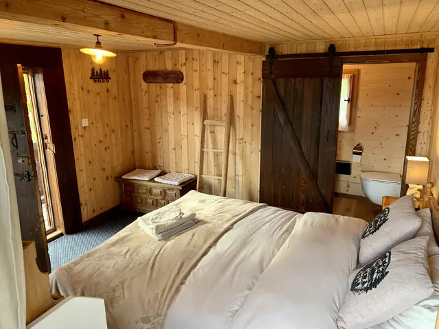 LocationRobot - Film Location Chalet LR5319 (photo 33)