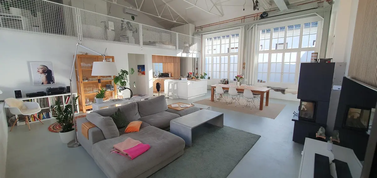 LocationRobot - Film Location Loft LR5328 (photo 1)