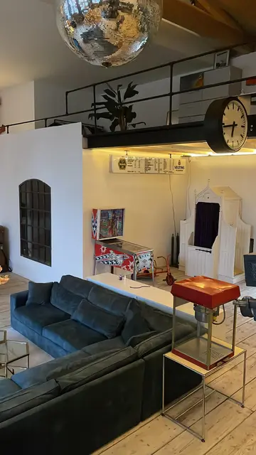 LocationRobot - Film Location Loft LR5400 (photo 16)