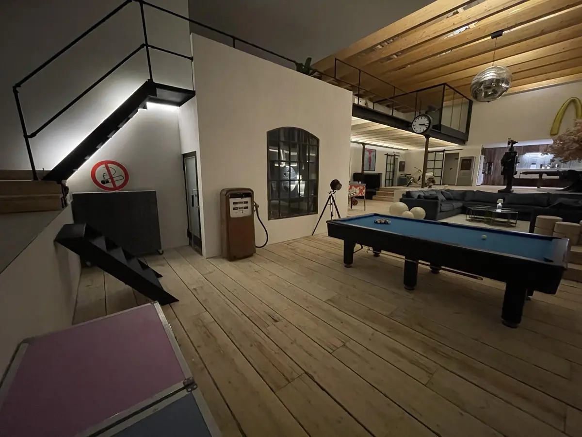 LocationRobot - Film Location Loft LR5400 (photo 13)