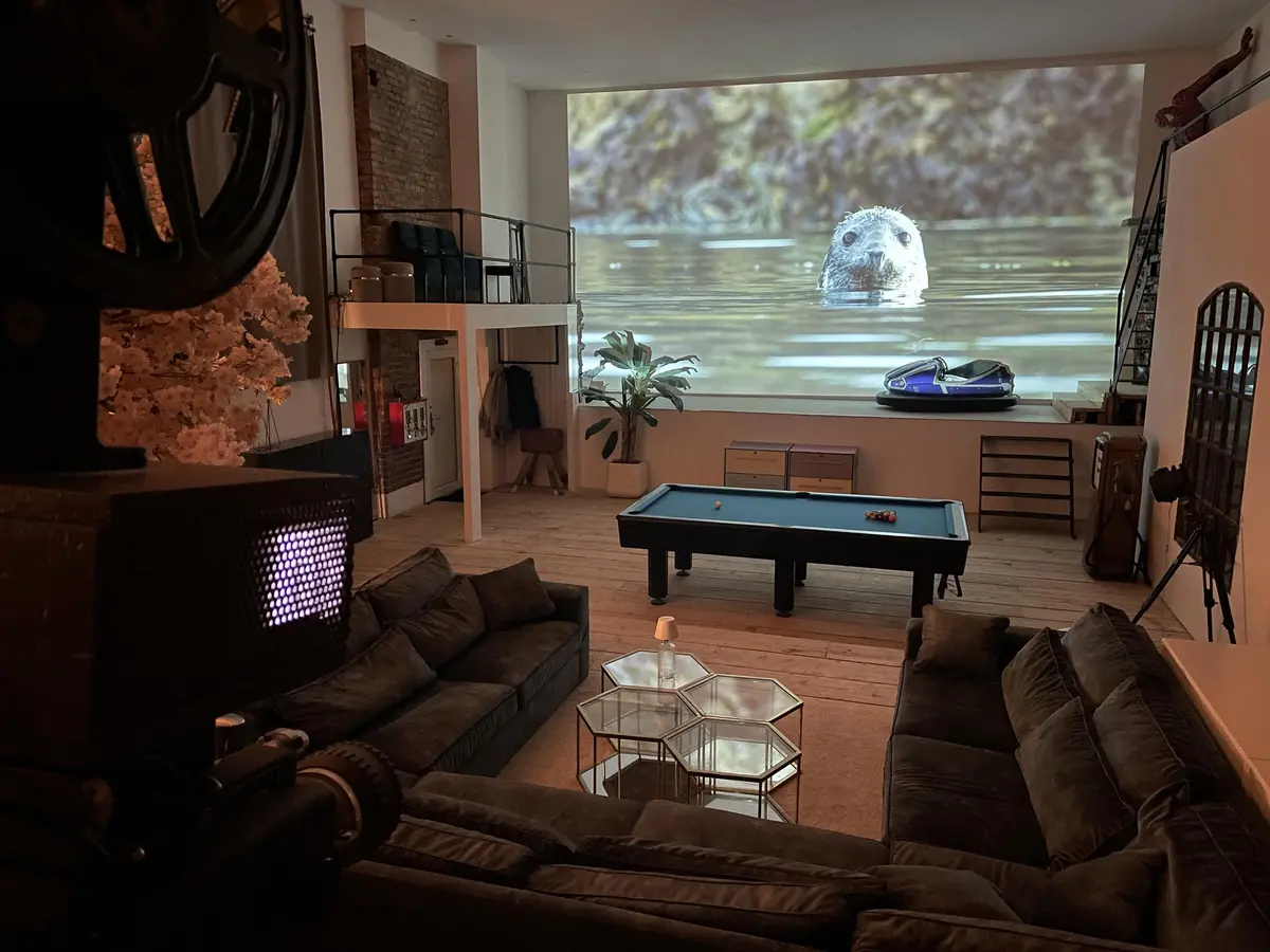 LocationRobot - Film Location Loft LR5400 (photo 22)